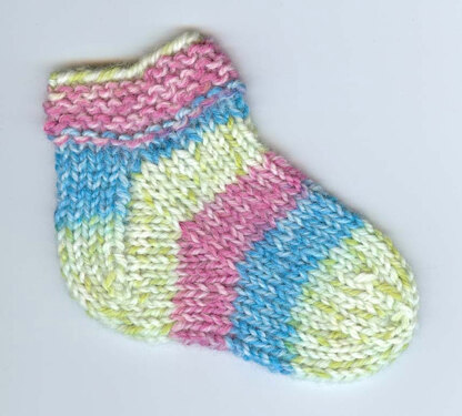 Kids Slipper Socks in Plymouth Encore Worsted Colorspun - F228