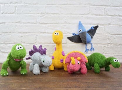 Dinosaurs in Deramores Studio DK - Downloadable PDF