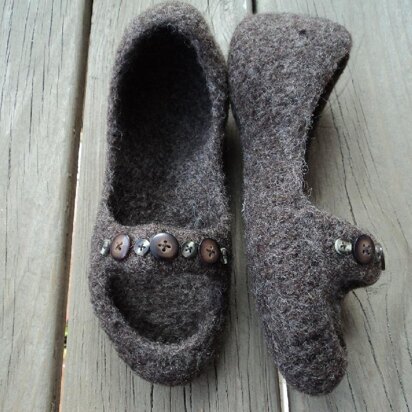 Peep Toe Slippers Felted Knit for Women - knitting pattern
