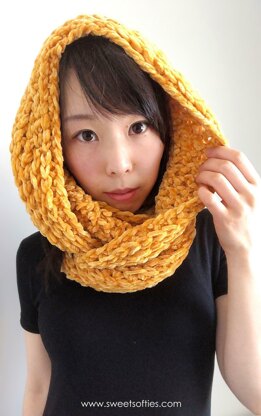 Gold Luxe Cowl