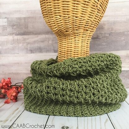 Mossy Cobblestone Cowl