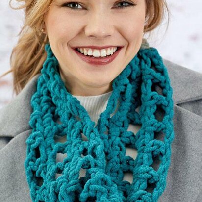 Sumptuous Cowl in Red Heart Sweet Home - LW6471 - Downloadable PDF