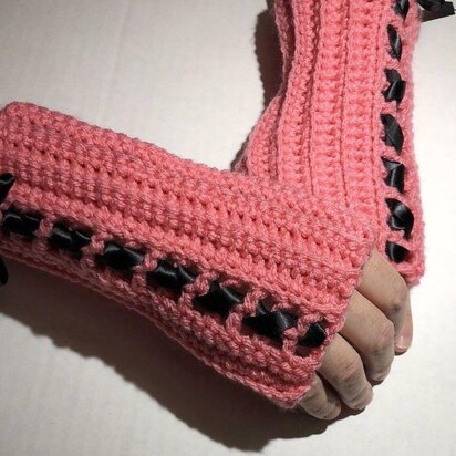 Ribbon Fingerless Gloves