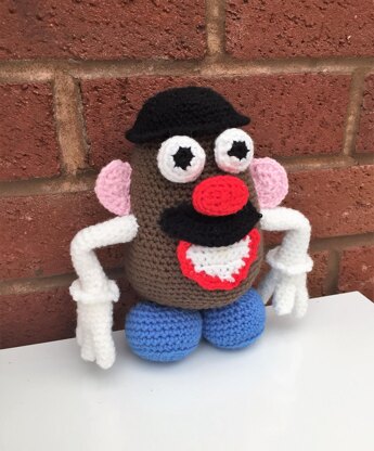 Toy Story's Mr and Mrs Potato Head Crochet Pattern