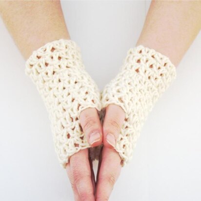 Lace Fingerless Gloves - Split DC