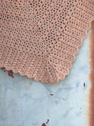 Tramonto Shawl