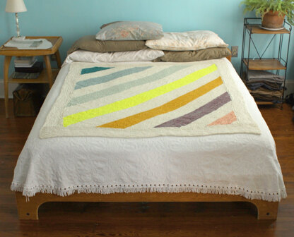 Salida del Sol Throw in Manos del Uruguay Clasica Wool Semi-Solid - 2012Q