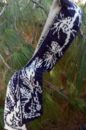 Pine Dragon Scarf