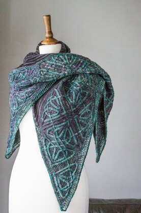 Durrow shawl