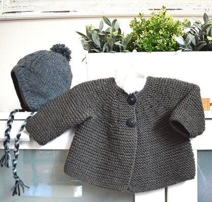 Garter stitch jacket with back pleat and cable hat - P103