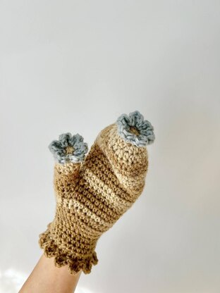 Flower point Mittens