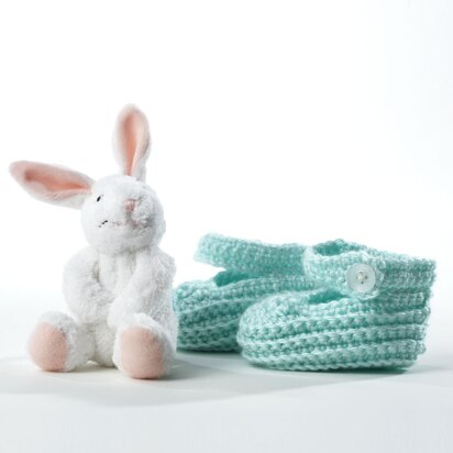 Crochet Booties in Bernat Softee Baby Solids