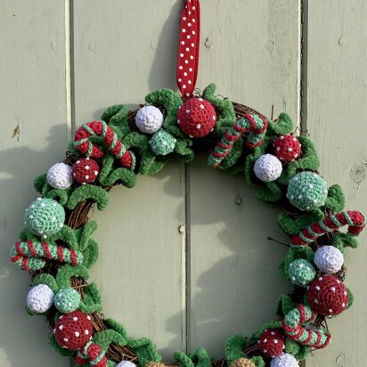 Christmas gingerbread wreath