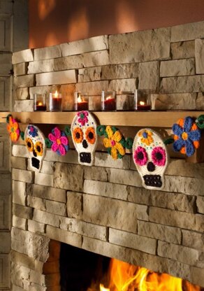 Sugar Skull Garland in Red Heart Super Saver Economy Solids - LW3744