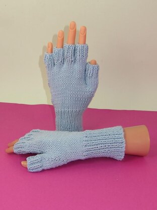 Simple Short Finger Gloves