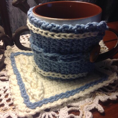 CHAINED Mug Hug and Mug Rug