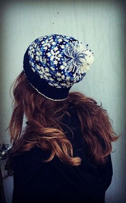 Snowflakes at Night Hat