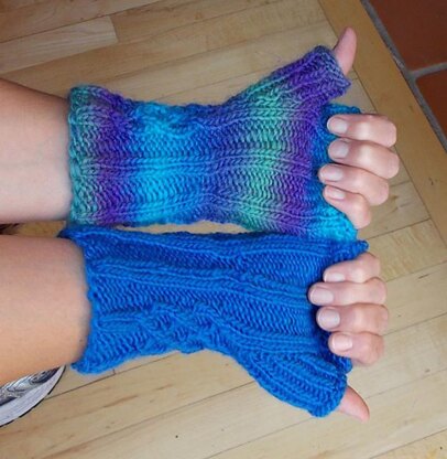 Rib & Braid Mitts