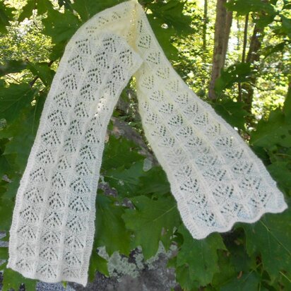 Rippling Candlesticks Scarf