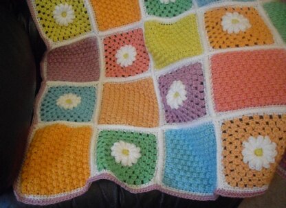 Daisy Cluster Squares Lap Blanket