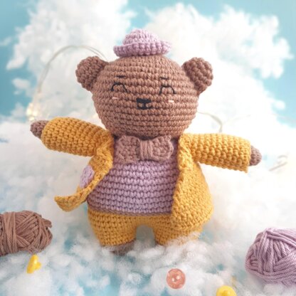 The Beary Important Business Man Amigurumi Pattern