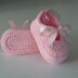 Pink baby shoes with bow