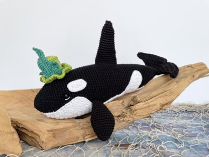 Kalla the Orca Whale Amigurumi