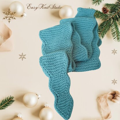 Circle wavy knit scarf