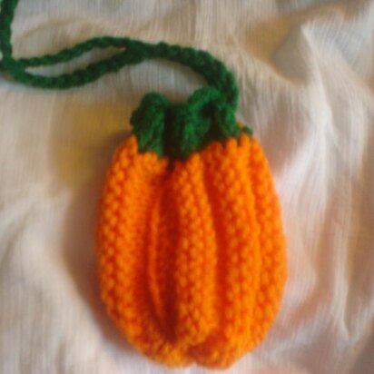 Knit Pumpkin Necklace Purse