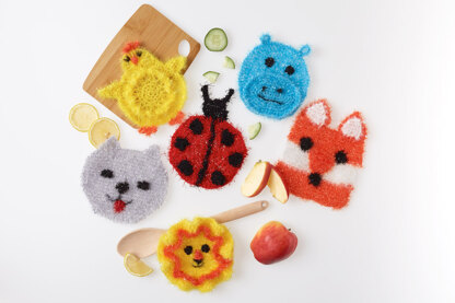 Cute Chickie Scrubby in Red Heart Scrubby Sparkle - LW5541 - Downloadable PDF