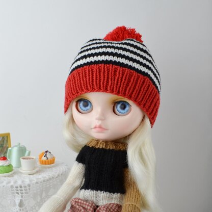 Three knitted hat for Blythe
