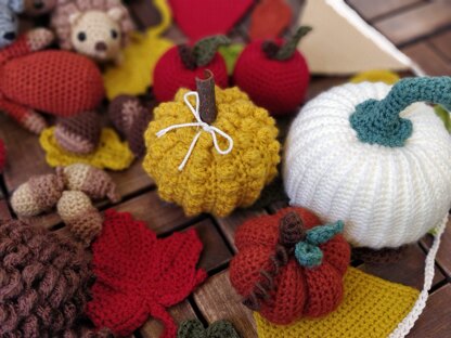 Fall Autumn amigurumi crochet Pumpkin Acorn Chestnut Leaves Maple Leaf Mushroom Pinecone Mouse Hedgehog Squirrel Garland bunting