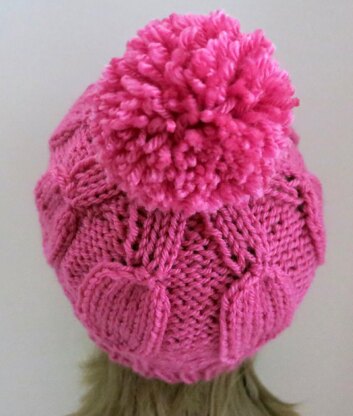 Pippi - The Buttons and Pompom Hat