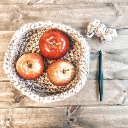 Harvest Table Basket