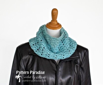 Charmed Cowl