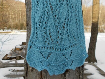 Airy Leaves Lace Scarf