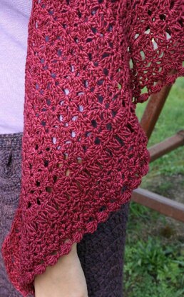 Pommi and Pearls Shawl