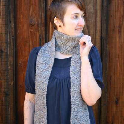 Kira K. Designs Ripple Scarf PDF