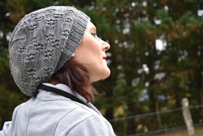 Between 2 Worlds - Slouchy/ beanie hat