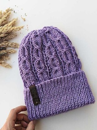 Viola Cable Hat