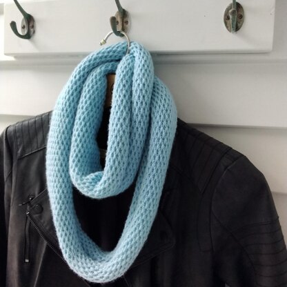 Easy Self-rolling Cowl in Two Lengths