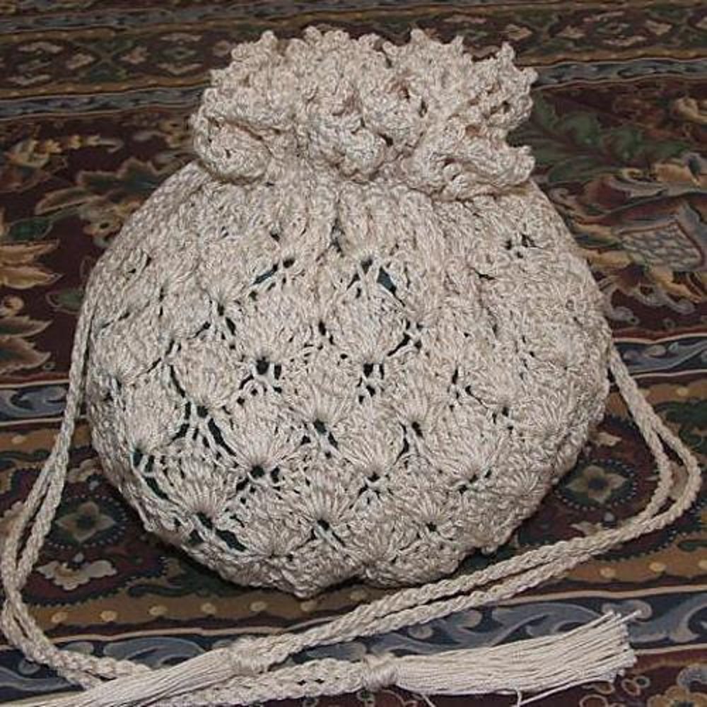 Crochet Hat Bag Pattern, Rosette trim, Anne Cabot No 2519