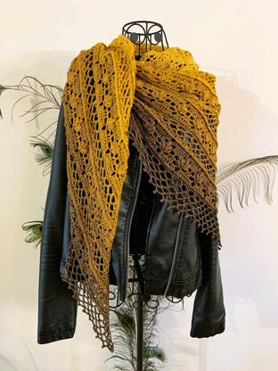 Triangular Scarf "Chaldene"