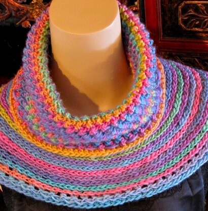 Orbit Cowl