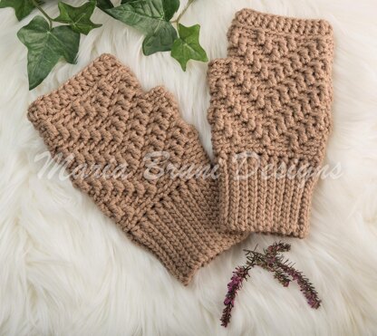 Lady Camillia Fingerless Gloves