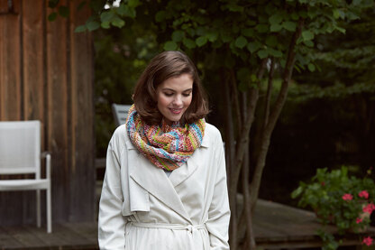 Spring Infinity Scarf in Schachenmayr Bravo Color