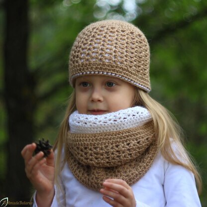 Lace hat/cowl set