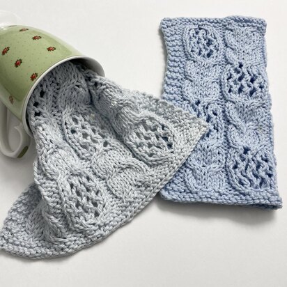 Cables & Lace Dishcloth