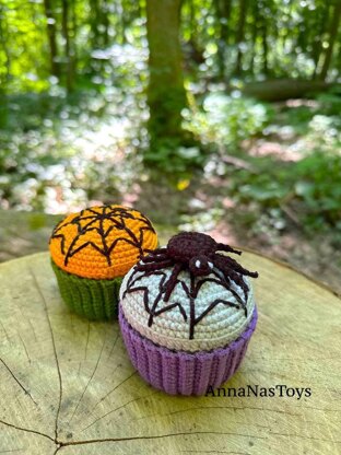 Halloween cupcake with spider