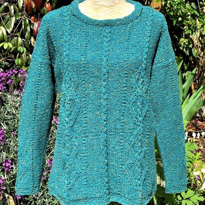 Cabled Diamond Patterned Sweater